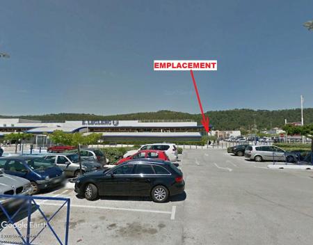 Terrain commercial (Toutes activitées) , 1067m² - A VENDRE - Centre commerciale leclerc,  LE LUC (83340)