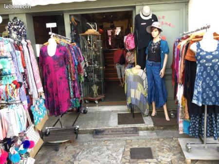 SYLVIA GALY CARLES (Vêtements accessoires) , 35m² - A VENDRE - 50 rue de la republique,  ST PIERRE D OLERON (17310)