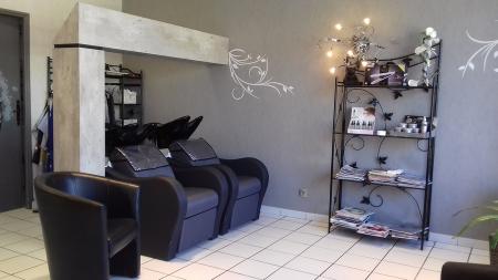 KI KOUP COIFFURE (Coiffure mixte) , 70m² - A VENDRE - Centre commercial les rompois,  Blanzy (71450)