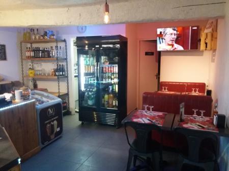 SAS ORVIN   PIZZA CLUB (Pizzeria vente à emporter) 65m² - A VENDRE - 3 rue nationale - Trans-en-Provence, France (83720)