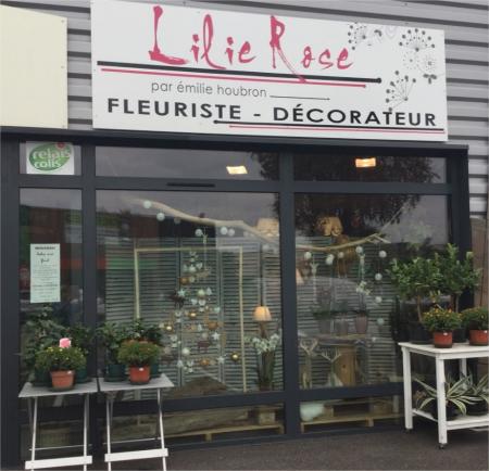 lilie rose (Fleuriste) 94m² - A VENDRE - 5 avenue binghamton - la teste de buch (33260)