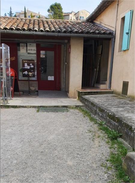 L'épicerie du village (Boucherie,charcuterie,traiteur,epicerie) 70m² - A VENDRE - 6 montée de la gaye - Cabrières-d'Aigues (84240)