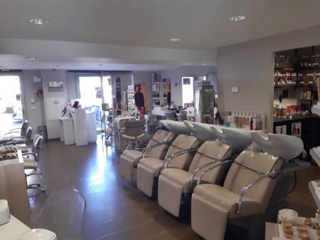 SUN HAIR (Coiffure esthétique) , 80m² - A VENDRE - 6 rue de l'église,  Moussy le neuf (77230)