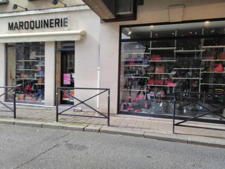 Maroquinerie de la Baie de Somme (Maroquinerie ) , 50m² - A VENDRE - 26 parvis saint vulfran,  ABBEVILLE (80100)