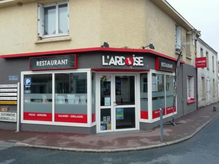 L'ARDOISE (Restaurant/pizzéria) 90m² - A VENDRE - 13 rue ferdinand jauffrineau - TREIZE SEPTIERS (85600)