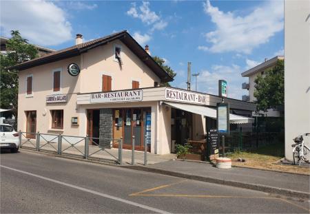 l'auberge de Gaillard  (Bar restaurant ) , 350m² - A VENDRE - 25 rue de la libération ,  Gaillard  (74240)