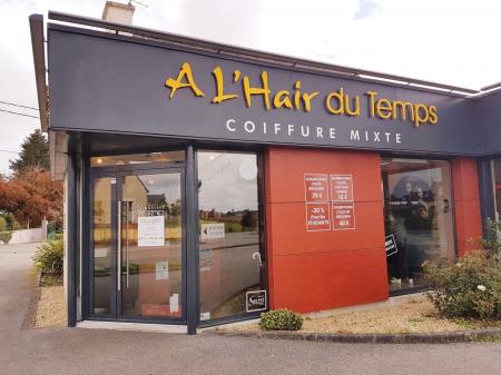 NATHALIE LE GUELLEC (Coiffure ) , 65m² - A VENDRE - 1 rue maurice ravel,  Noyalpontivy (56920)