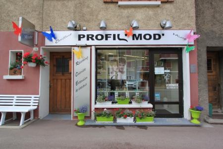 Profil'Mod' (Coiffure mixte) , 50m² - A VENDRE - 26 rue du mont-cenis,  Lanslebourg-Mont-Cenis (73480)