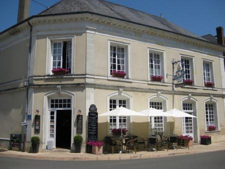 CHEZ MITON (Restaurant café traiteur) , 170m² - A VENDRE - 15 place de l'église,  Chahaignes (72340)