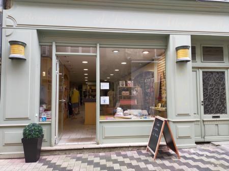 A JEANNE D'ALBRET (Mercerie) 95m² - A VENDRE - 16 rue aristide briand - ORTHEZ (64300)