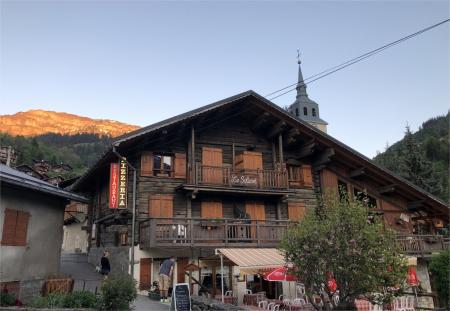 La Fringale (Pizzéria - restaurant - bar) , 133m² - A VENDRE - 32 chemin des ecolieres,  Areches (73270)