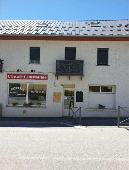 Edith Valdivia (Pizzeria) , 100m² - A VENDRE - 31, avenue de la gare,  ST  Avre (73130)