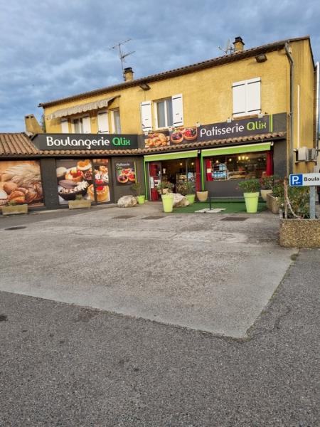 Alix Françoise et Dominique (Boulangerie pâtisserie) , 140m² - A VENDRE - 45 route de montelimar,  CHATEAUNEUF DU RHONE (26780)