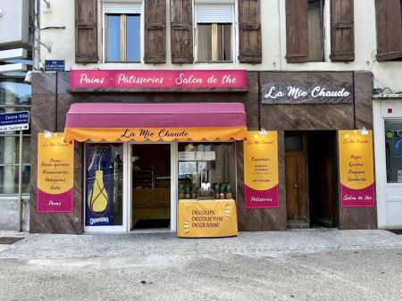 La mie chaude (Boulangerie, pâtisserie, salon de thé, snacking) , 84m² - A VENDRE - 1 rue du 14 juillet 1944,  Le cheylard (07160)