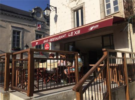  Bar restaurant  le 13  (Bar restaurant ) 230m² - A VENDRE - 2 rue de la mairie  - LACAUNE (81230)