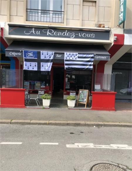 Le rendez-vous (Bar crêperie)  - A VENDRE - 7, place du commerce,  Saint-Nazaire (44600)