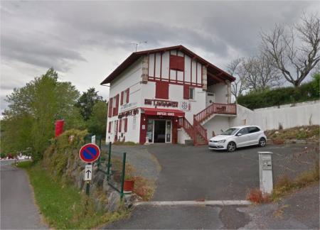 BIPER.ONA ESPELETTE (EPICERIE) , 92m² - A VENDRE - PARKING XURIKI,  ESPELETTE (64250)