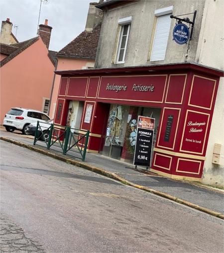 AUX DOUX DÉLICES (BOULANGERIE -PATISSERIE) , 260m² - A VENDRE - 35 RUE DU MANS,  IGE (61130)