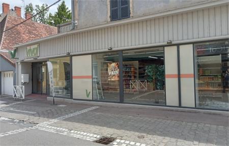 SUPÉRETTE (EPICERIE SUPÉRETTE) , 265m² - A VENDRE - RUE BARTOLI ,  DIGOIN (71160)