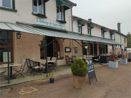 AUBERGE DE SAINT JULIEN (AUBERGE AVEC CHAMBRES ) , 450m² - A VENDRE - 150 GRANDE RUE,  SAINT JULIEN DE JONZY (71110)