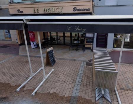 LE DARCY (Bar brasserie ) , 150m² - A VENDRE - RUE CARNOT ,  MONTCEAU LES MINES  (71300)