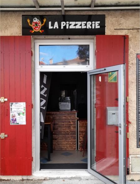 LA PIZZERIE  (PIZZAS À EMPORTER ) , 22m² - A VENDRE - AVENUE DES LANDES ,  SERIGNAC SUR GARONNE  (47310)