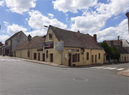 AU COIN DU FEU (RESTAURANT) , 200m² - A VENDRE - 2 RUE DU CHARME,  CORMENON (41170)