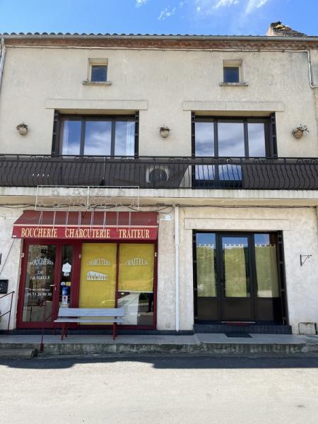 SARL BOUCHERIE DE LA HALLE (BOUCHERIE CHARCUTERIE TRAITEUR) , 100m² - A VENDRE - 1 RUE DE LA RESISTANCE PLACE DE LA HALLE,  VILLEFRANCHE DU PERIGORD (24550)