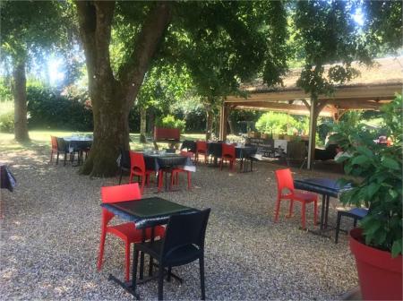 2641 - 450x336 l'art dit vin (HÔTEL RESTAURANT) , 900m² - A VENDRE - 15 AVENUE MARÉCHAL LECLERC, SAINT-AIGULIN (17360)