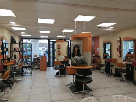 HEUZEY (SALON DE COIFFURE) , 60m² - A VENDRE - RUE D'AMBOILLE,  CHENNEVIERES SUR MARNE (94430)