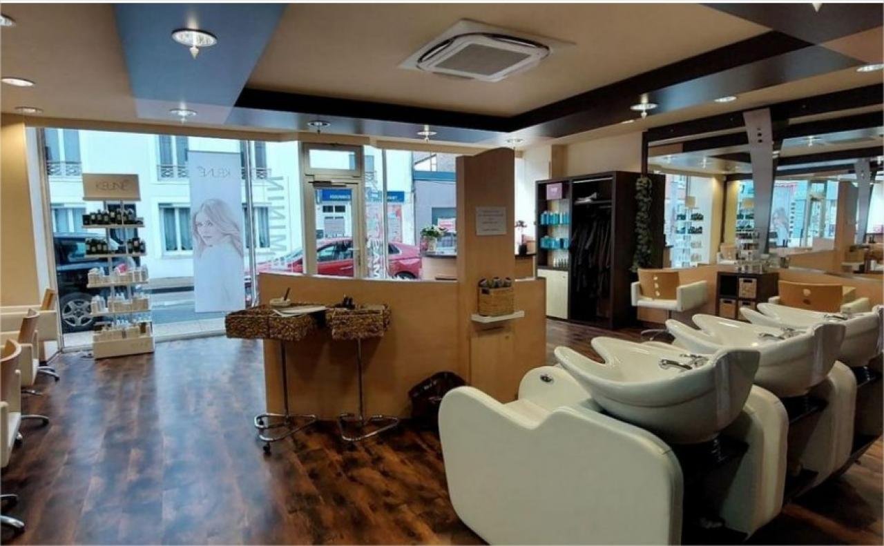 Salon de coiffure à Gasny
