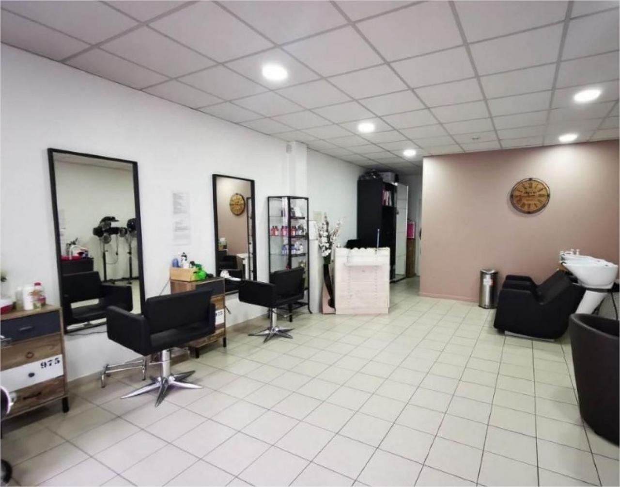 Salon de coiffure à Vaujours