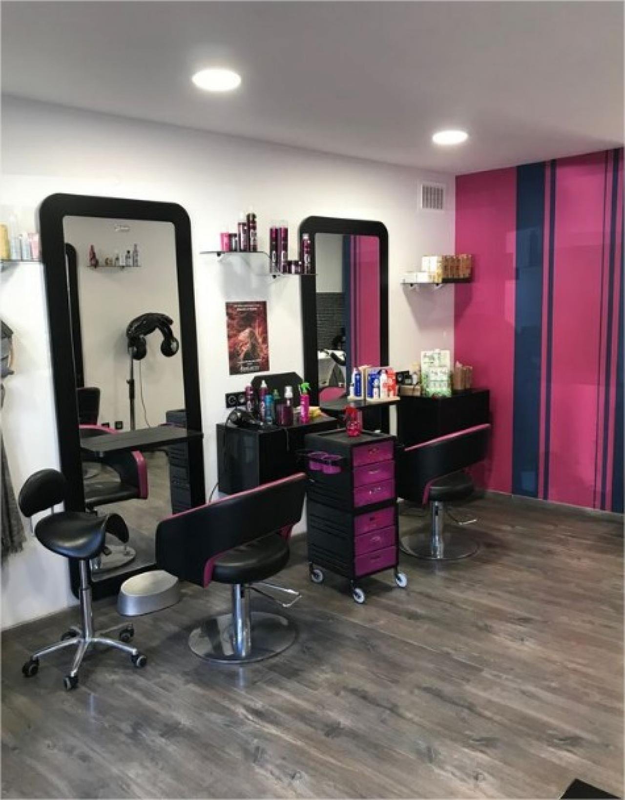 Salon de coiffure à Claira