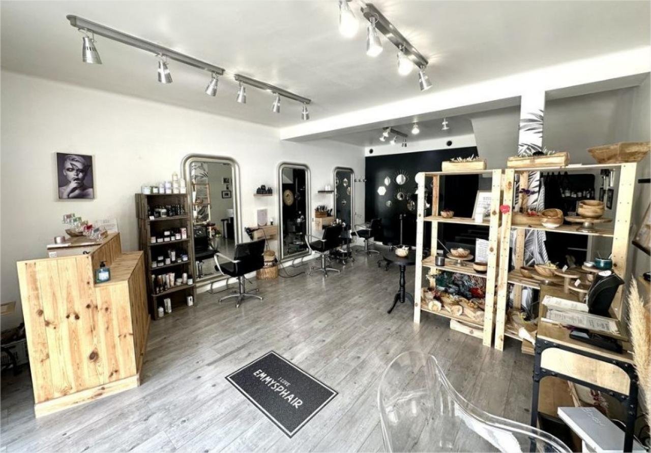 Salon de coiffure à La Penne-sur-Huveaune