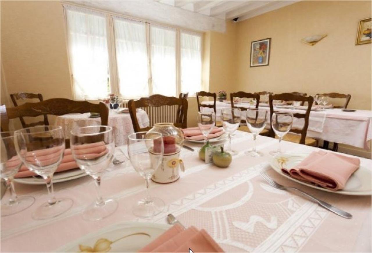 LA PETITE AUBERGE