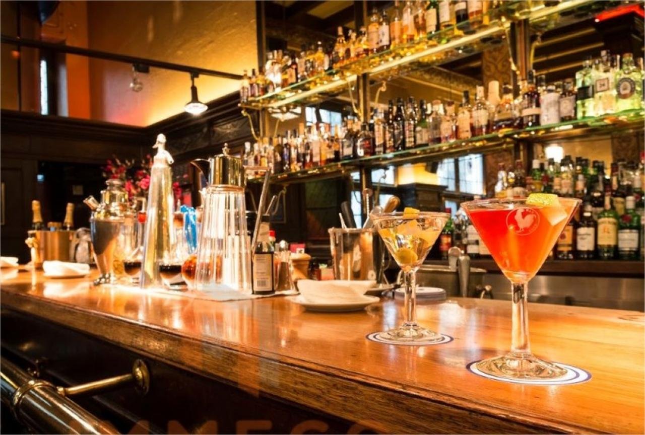 BAR RESTAURANT