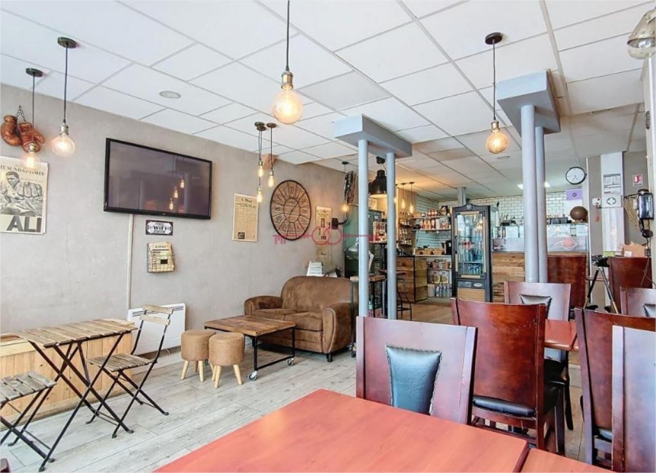 RESTAURATION RAPIDE 54 M²