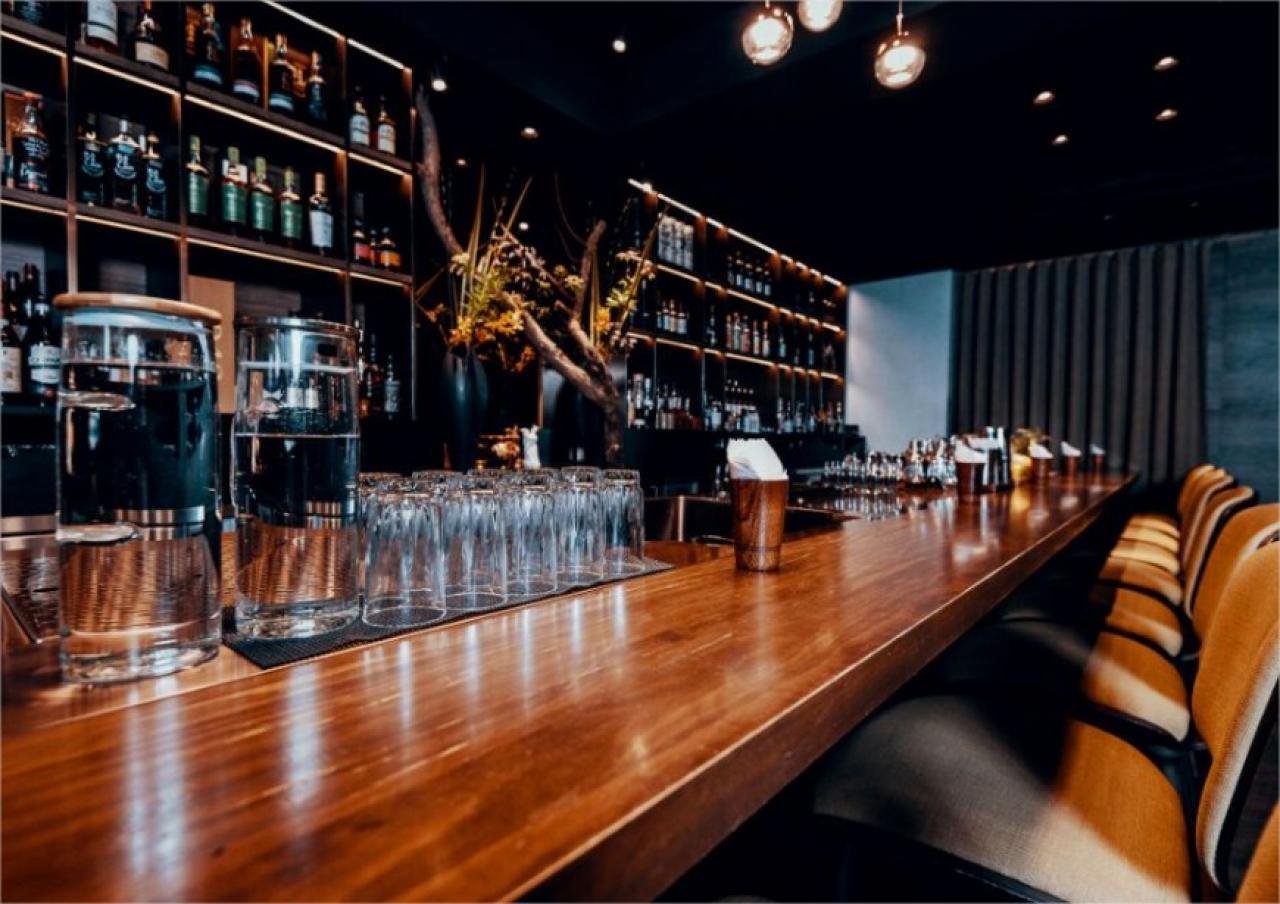 RESTAURANT 100M²
