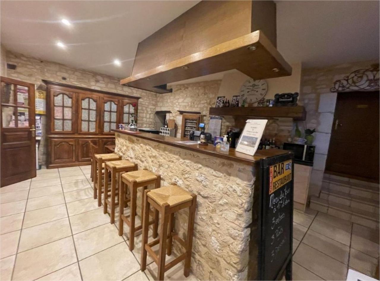 RESTAURANT, BAR, TABAC, FDJ+ GITE