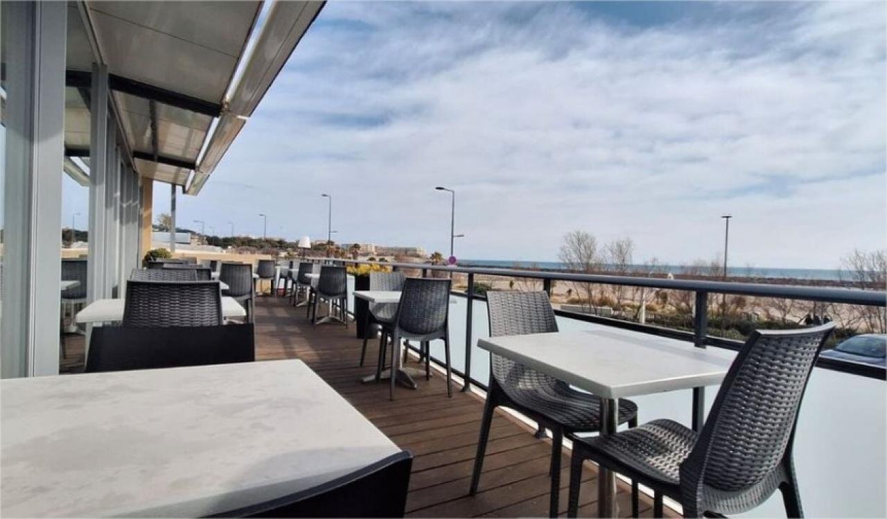 RESTAURANT 400 M²
