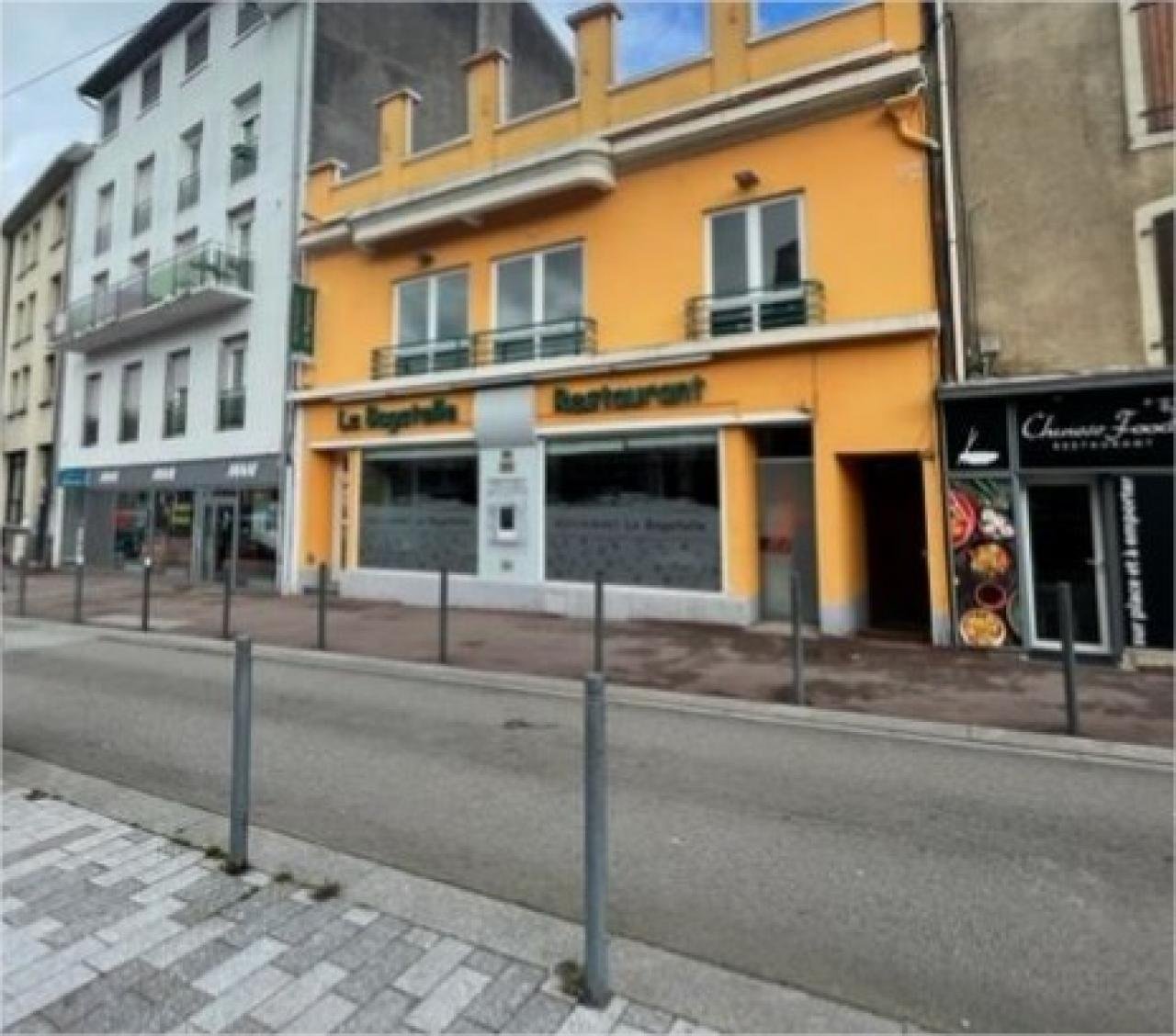 RESTAURANT - CAPACITÉ DE 120 COUVERTS,