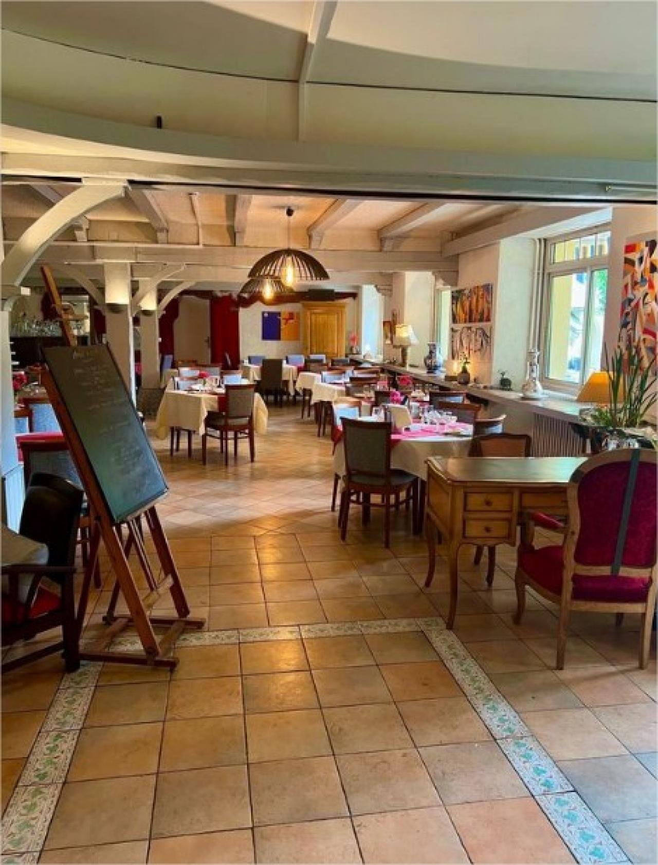 HÔTEL-RESTAURANT "LE VAL D'AURE"