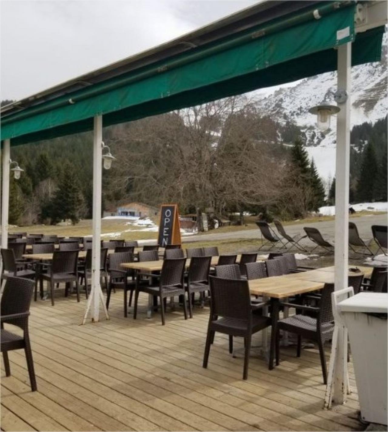 RESTAURANT 350 M²