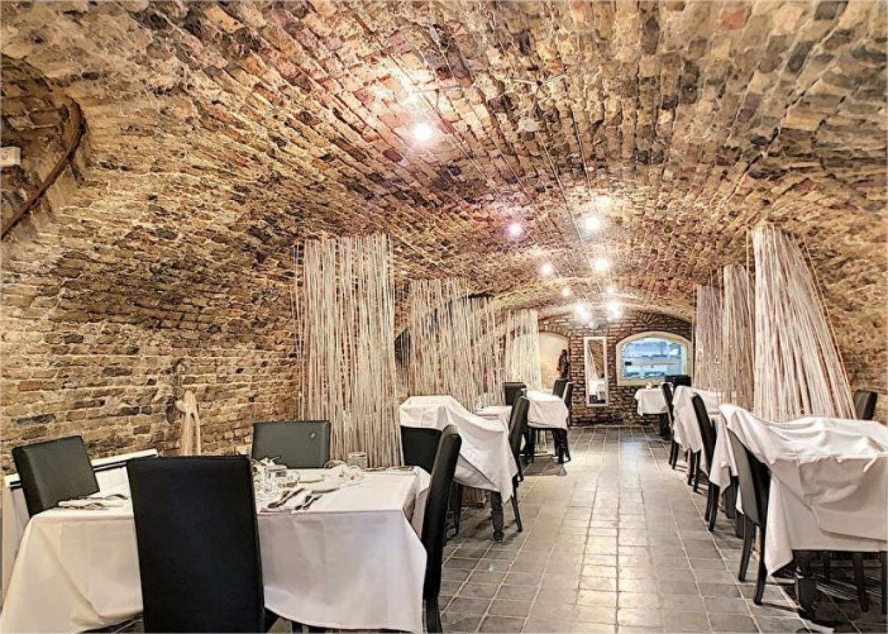 RESTAURANT 234 M²