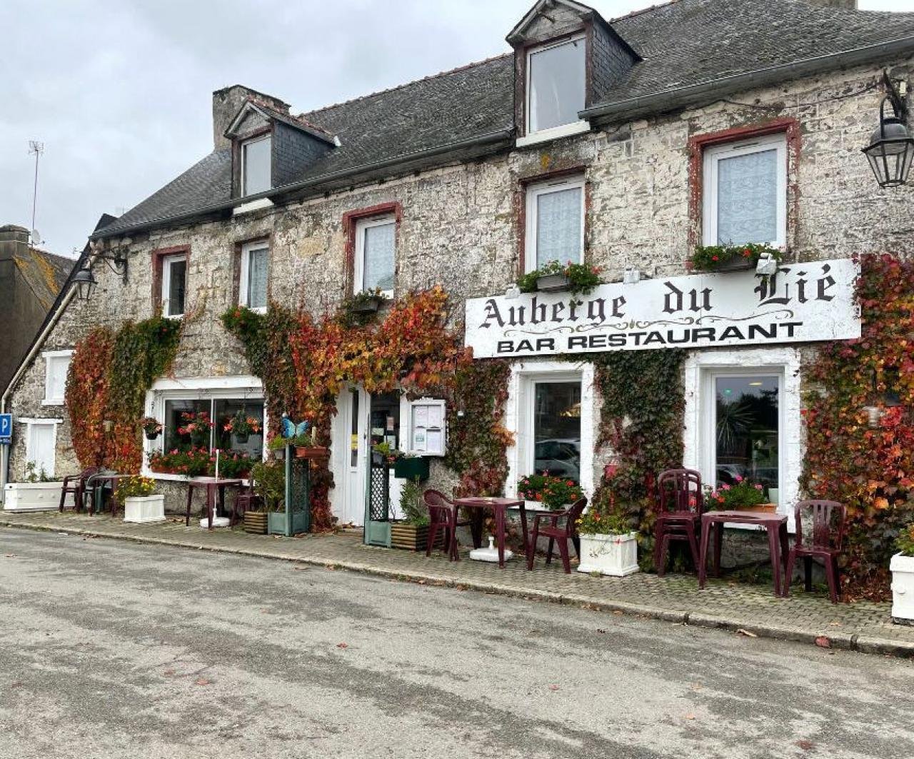 AUBERGE  DU LIE
