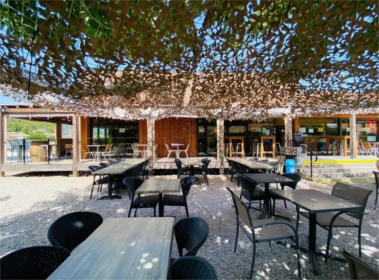 LE BISTROT DES AMIS